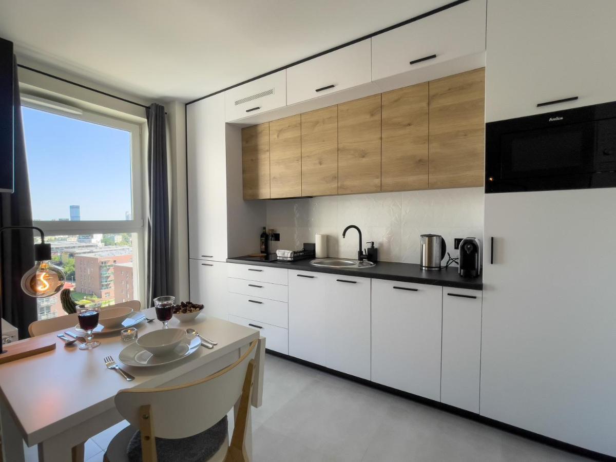 Urban Apartments Premium Baildona 18B, Free Garage, Self Check-In カトヴィツェ エクステリア 写真